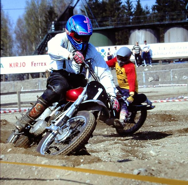 Kovaa kisaa. Arto Panttila ja Tomi Himanen Vantaa Classic cup 1998